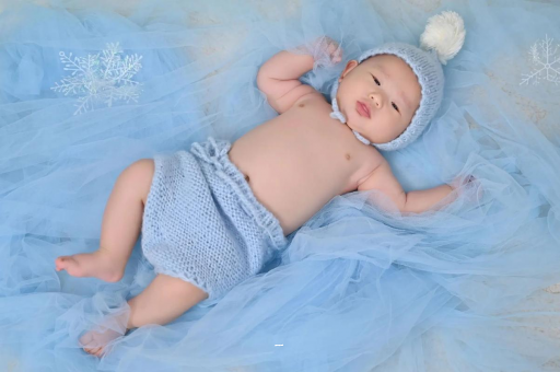 东平摸孕妇肚子沾喜气